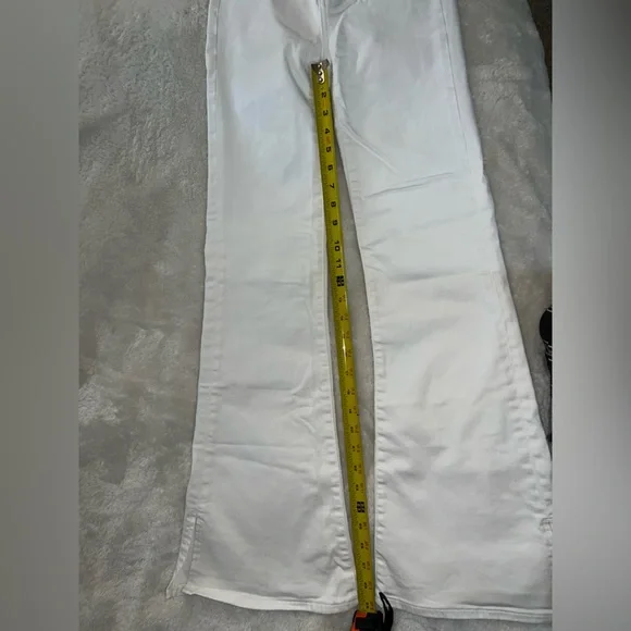 American Eagle Outfitters Crisp White Denim Boot Cut Jeans - Picture 8 of 8